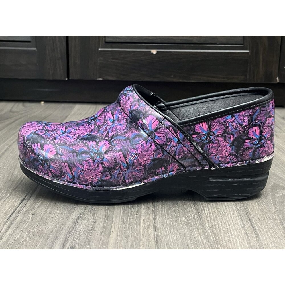 RARE DANSKO XP PATENT LEATHER PINK/BLUE PRINT CLOG 38 - Picture 7 of 13